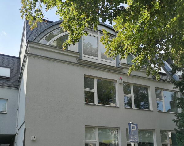 Außenansicht des Bürogebäudes in Berlin